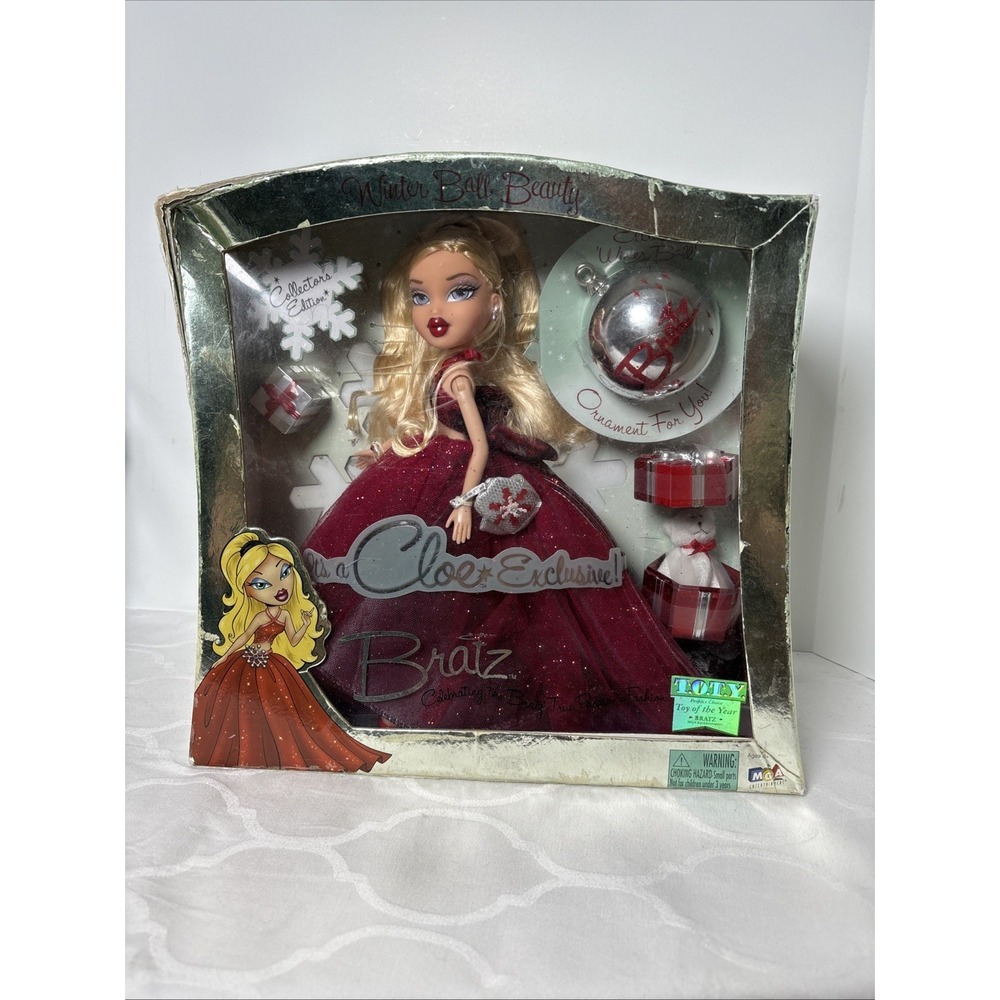 Bratz Winter Ball Beauty Cloe Doll 2004 Exclusive Collector's Edition w/Ornament
